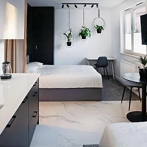 stylish-urban-retreat-in-krakw.krakowhotelspoland.com/