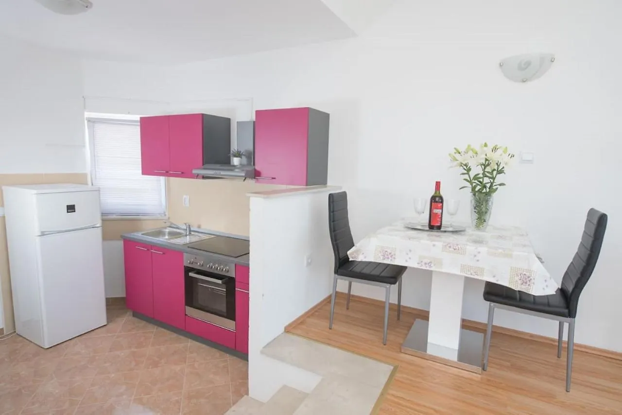 Apartments Dzeki Split