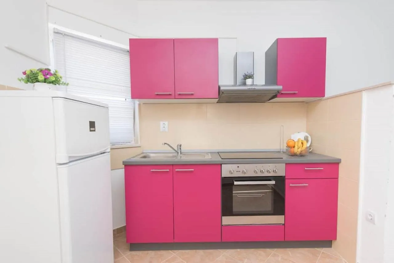 Apartments Dzeki Split